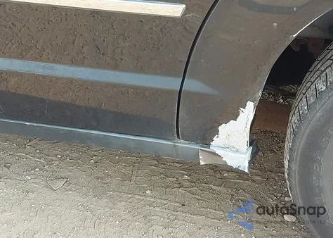 2010 Chrysler Town & Country Touring из США, поврежденный, VIN 2A4RR5D12AR200893